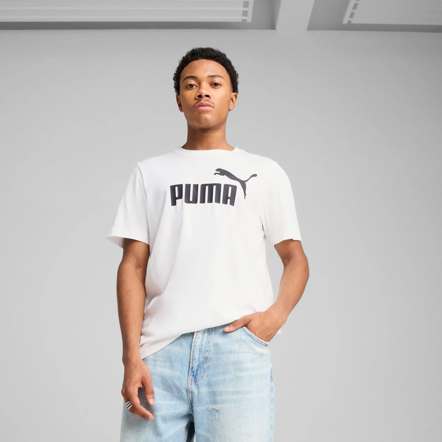 PUMA  Essentials nr. 1-logo Tee