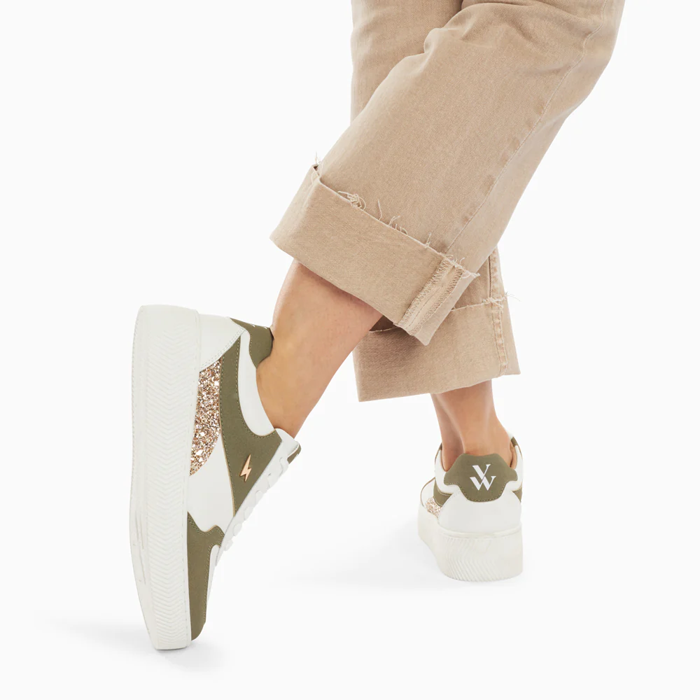 Sneakers-Baskets Nassita kaki et or à lacets