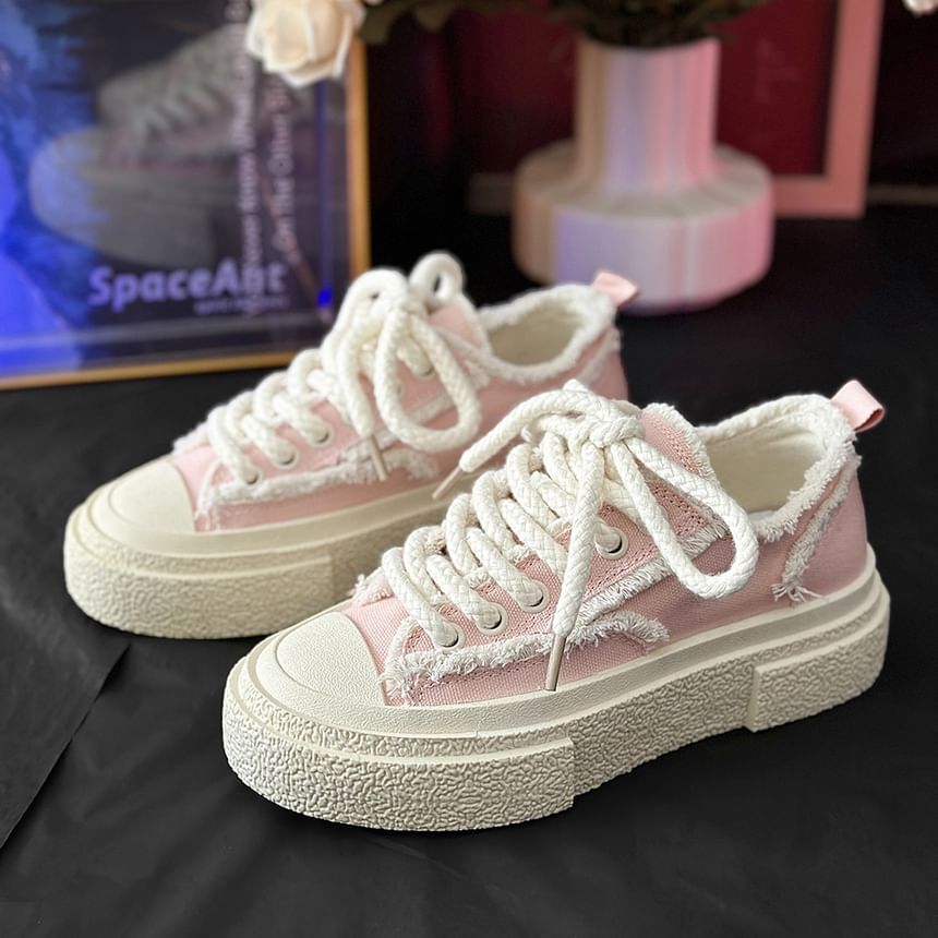 Tanzanite - Sneakers met franje en vetersluiting (verschillende uitvoeringen)