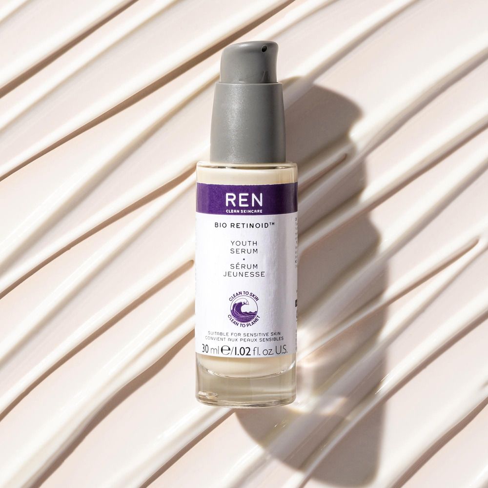 REN Clean Skincare Bio Retinoid Youth Serum - 30 ml.