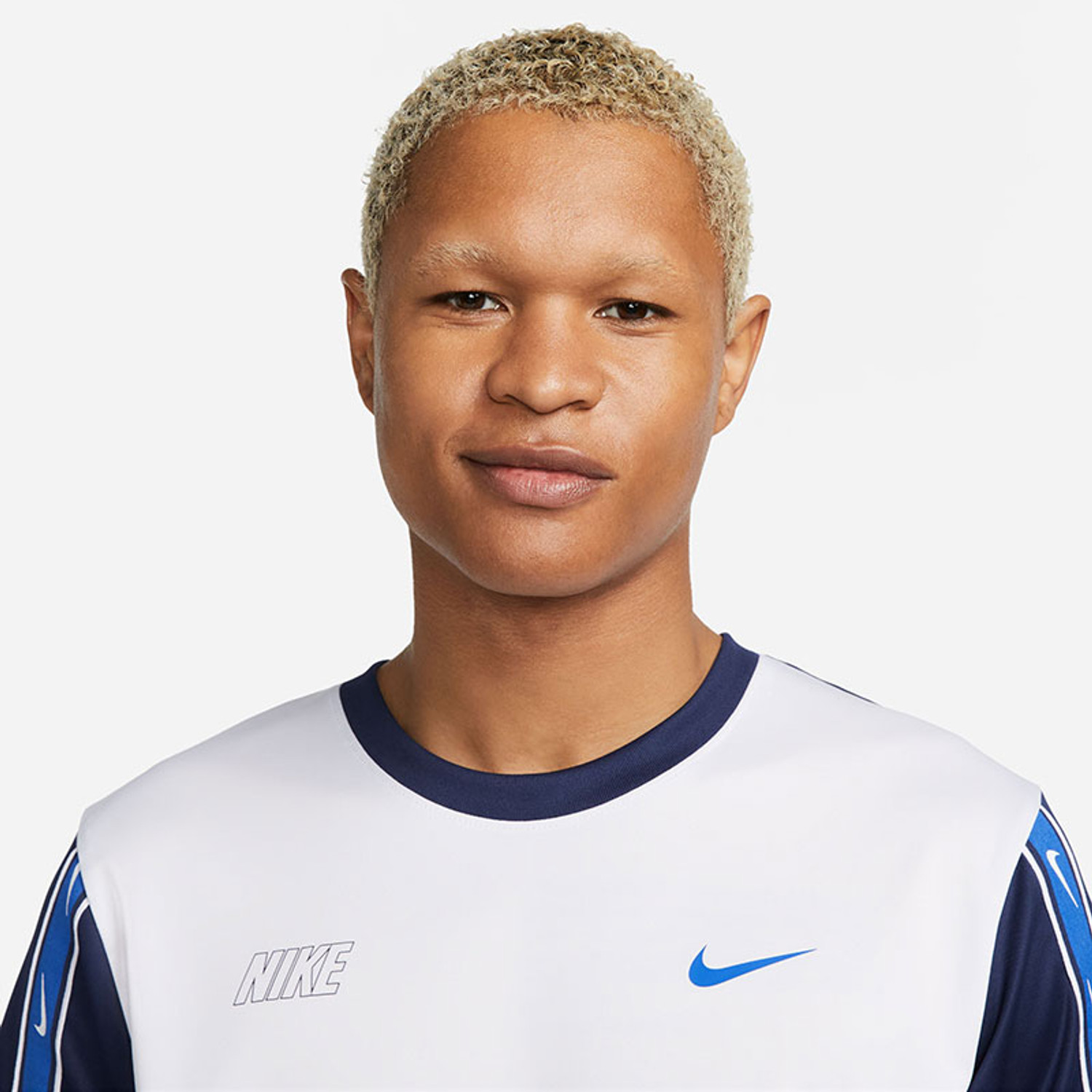 Nike Sportswear Repeat Trainingsset