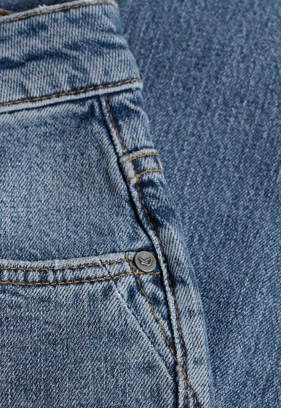 Silvercreek Liv Straight Jeans