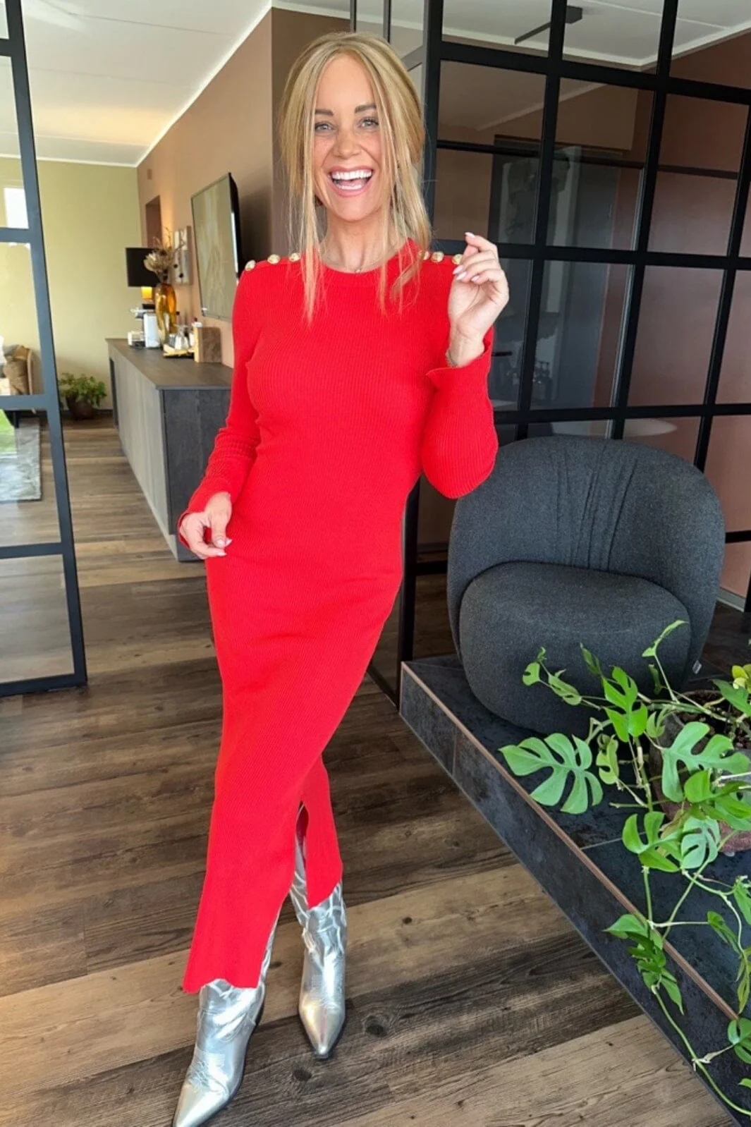 Valentin Studio Gold Button Knit Long Dress red