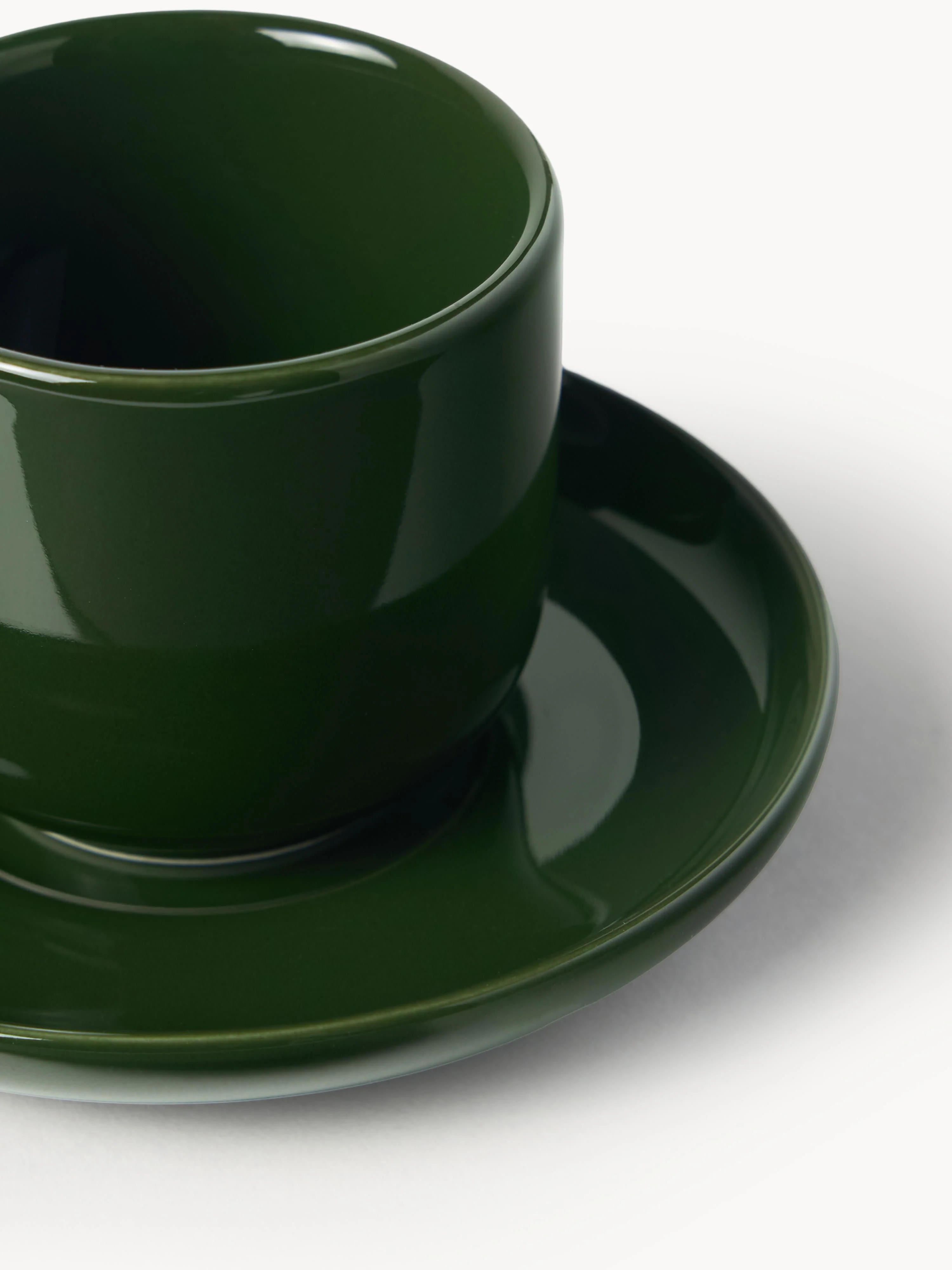 Porseleinen espressokopjes Nessa met schotels, 4 stuks