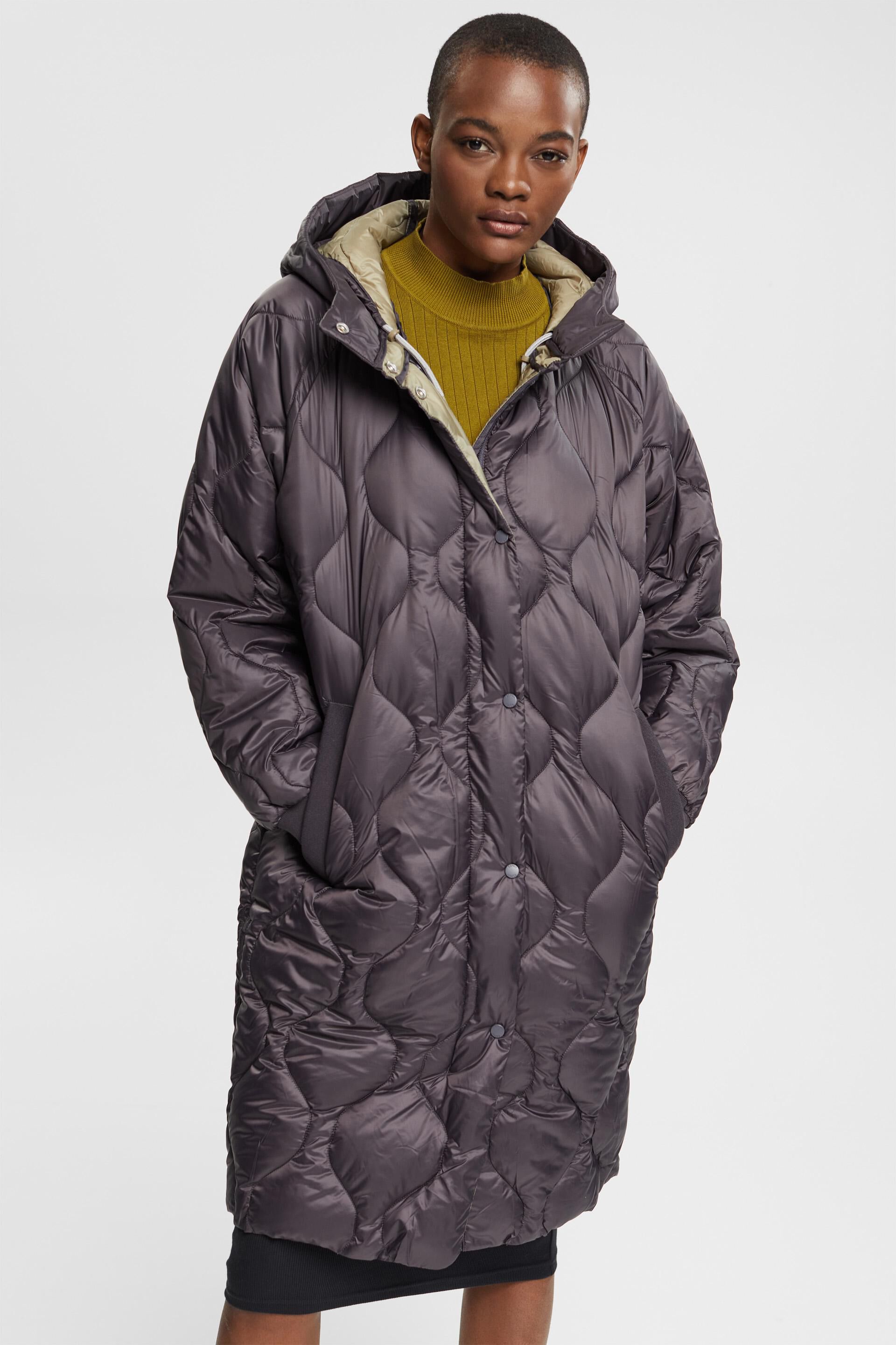 Manteau matelassé à doublure contrastante