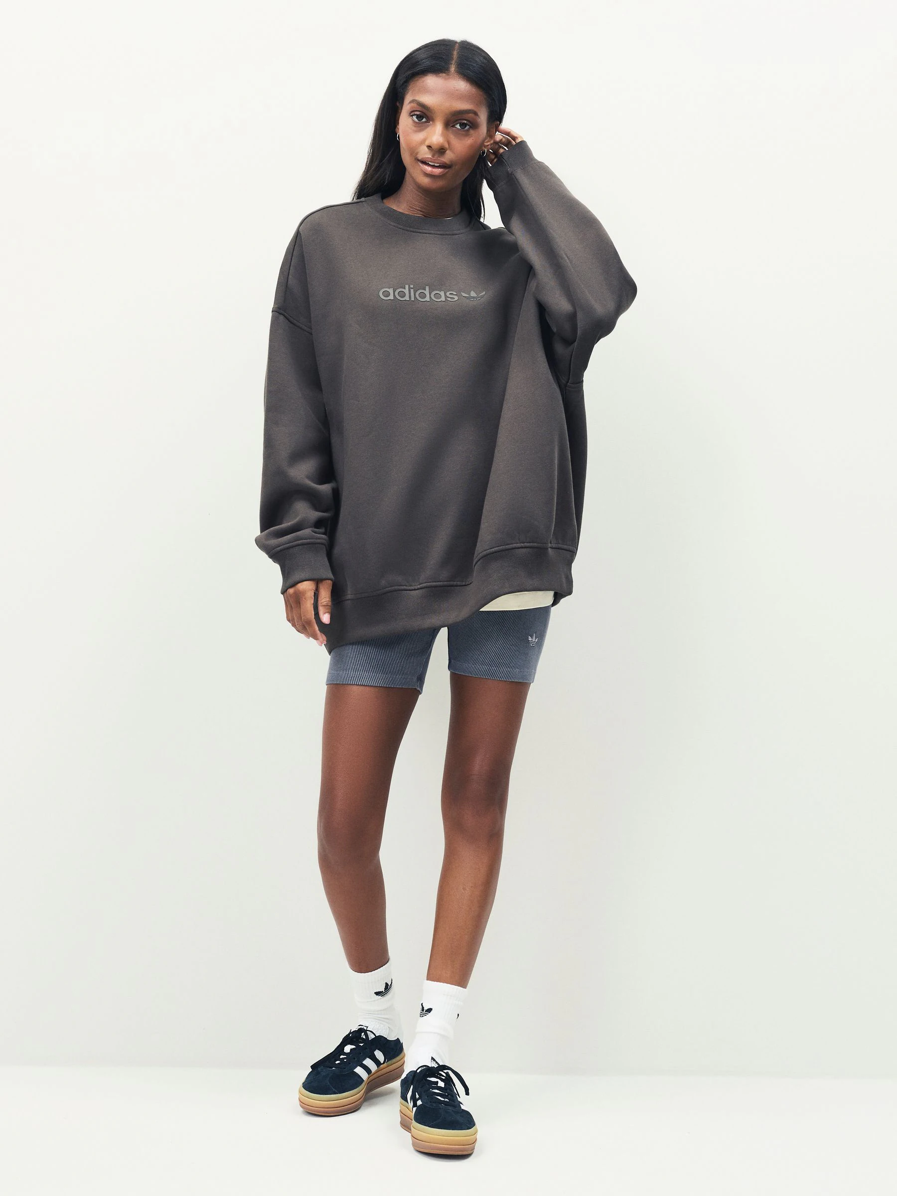 Groen - adidas Originals Essentials Linear Oversize Crew Sweatshirt