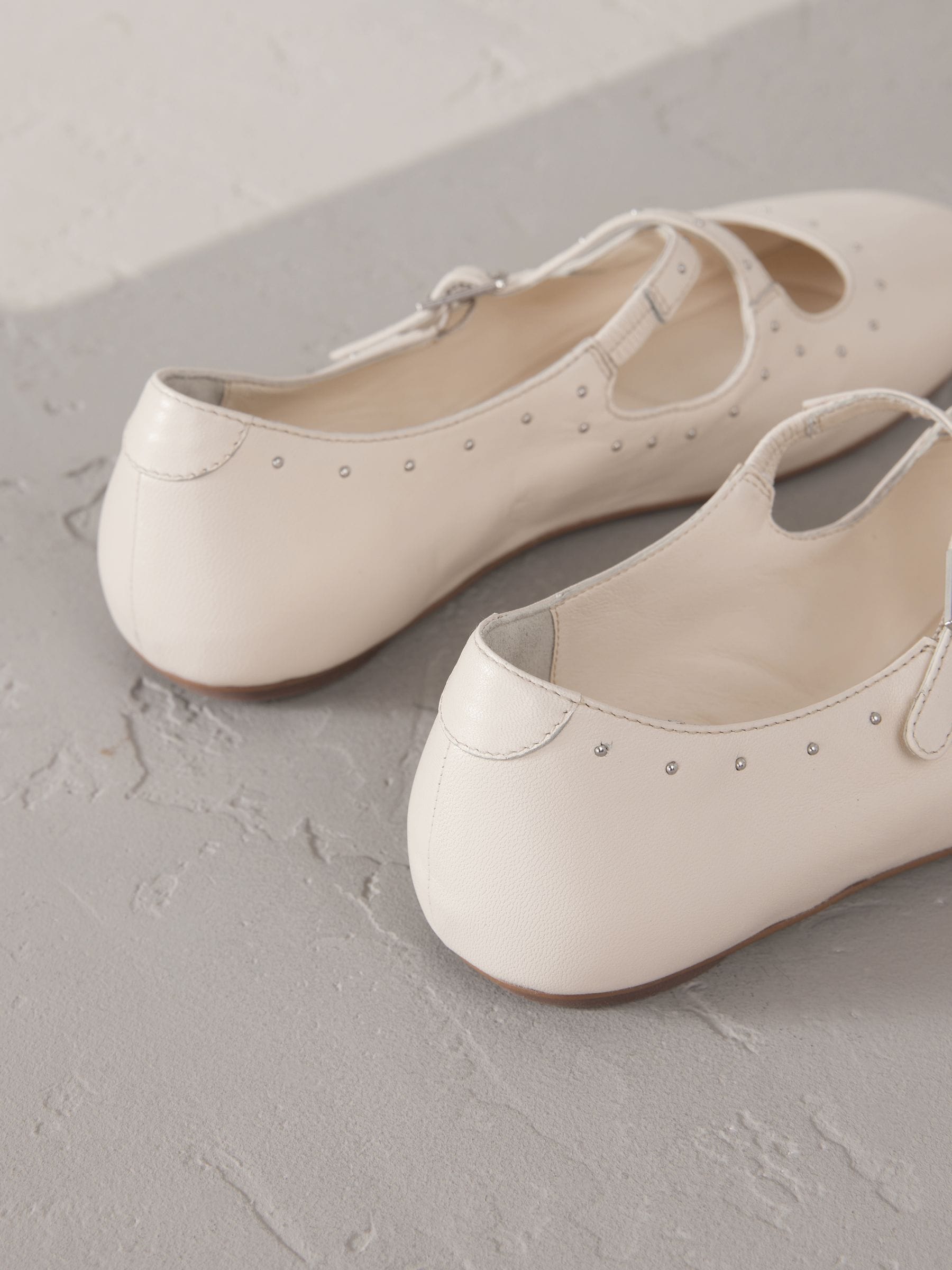 Gebroken wit - Signature N.Premium Leather Mary Jane Studded Shoes