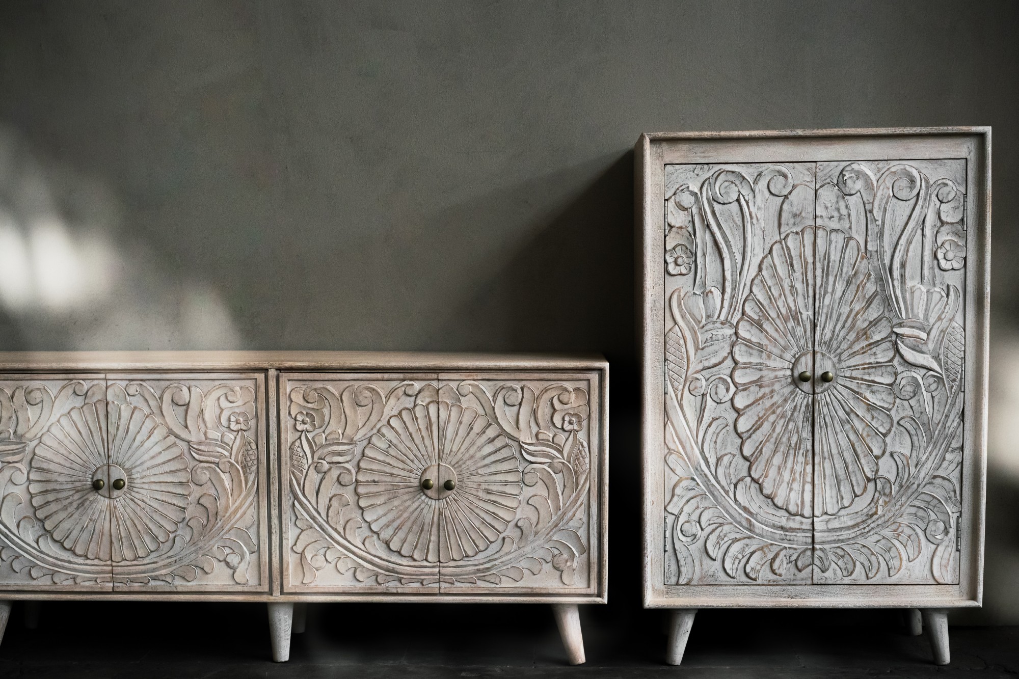 Sideboard 'Fradette' mit 4 Türen, whitewashed, B 150 cm, H 70 cm, L 40 cm von fischer's lagerhaus
