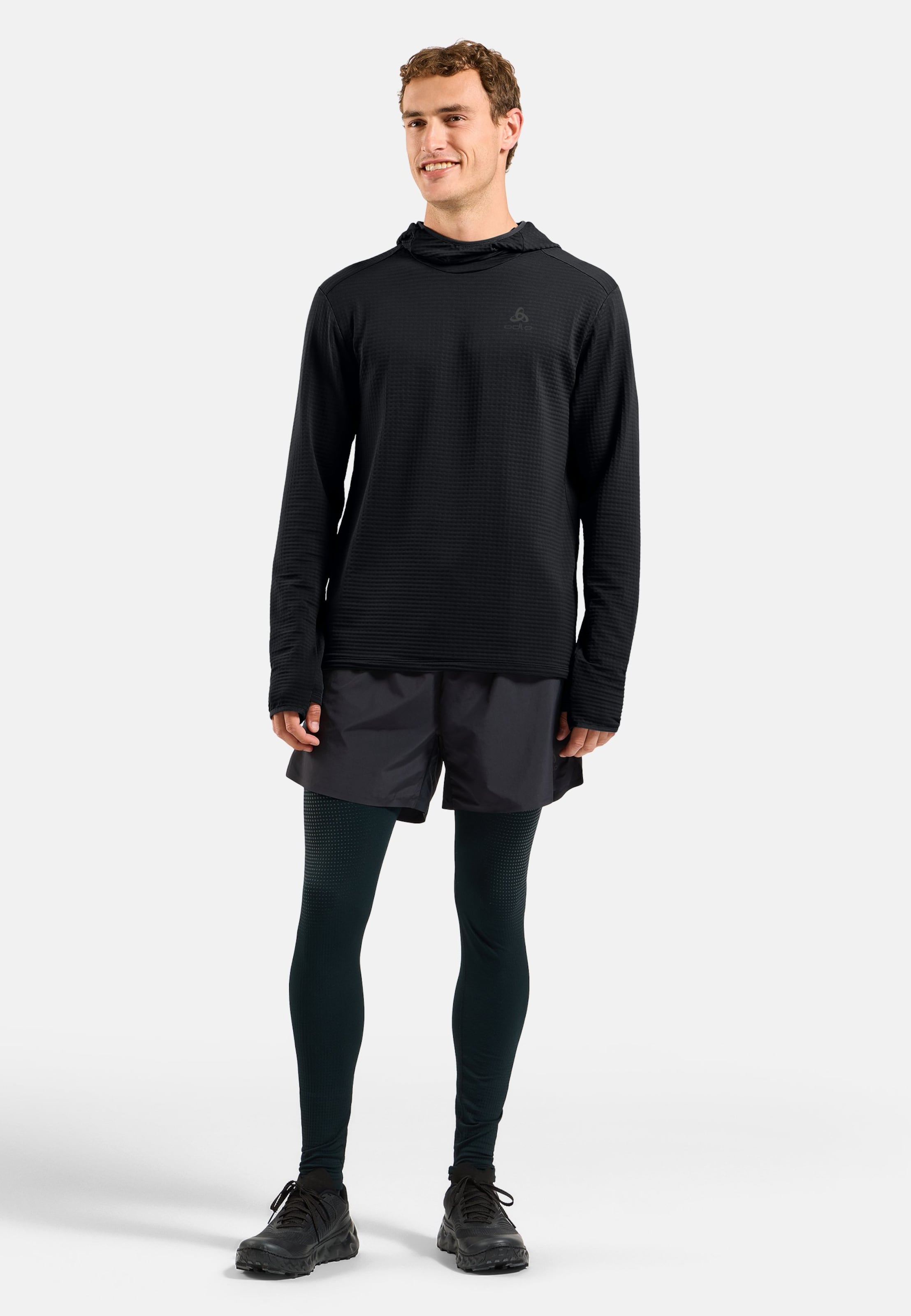 Essentials Thermal Laufhoodie in black