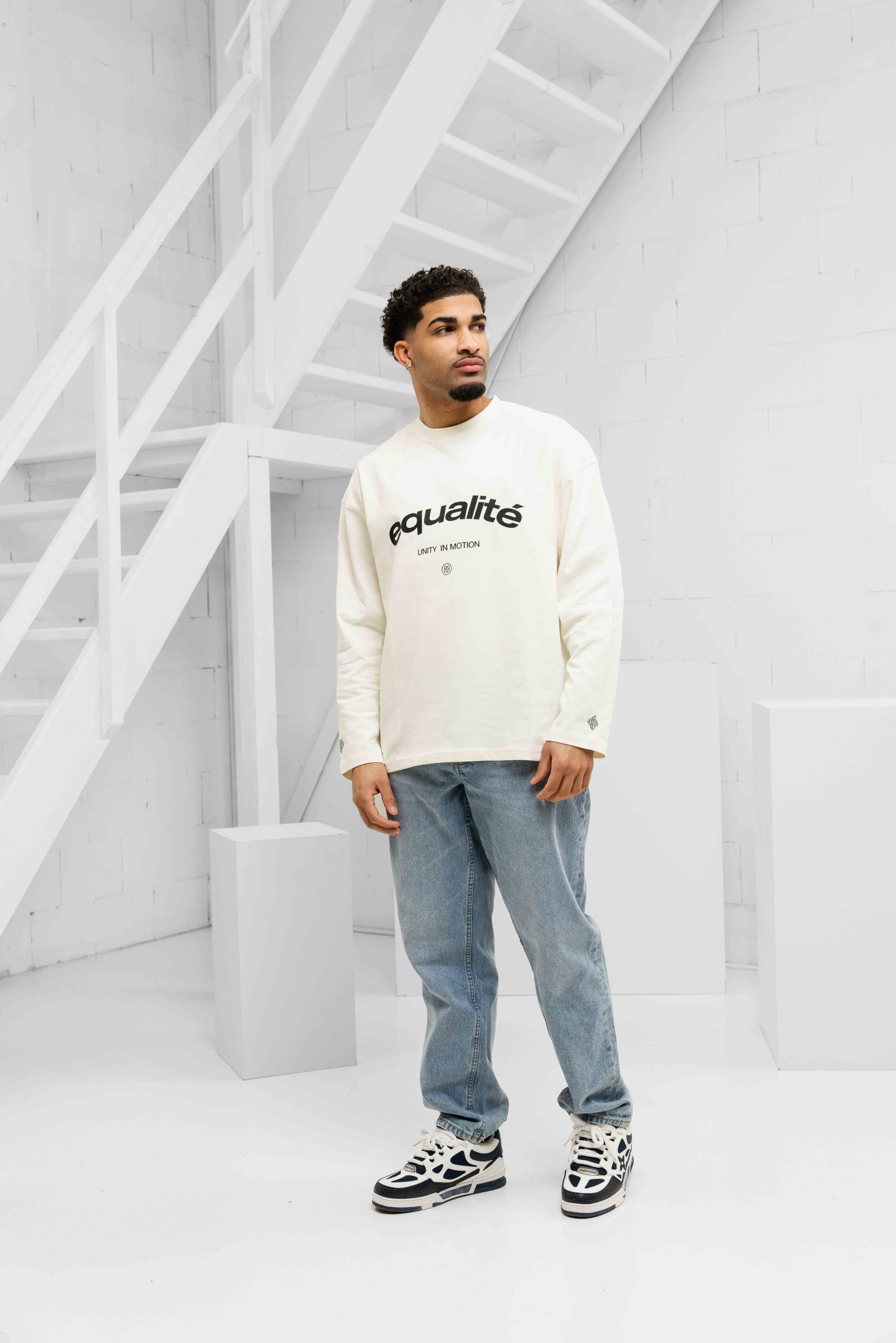 Equalité Celeste Longsleeve T-Shirt Heren Gebroken Wit