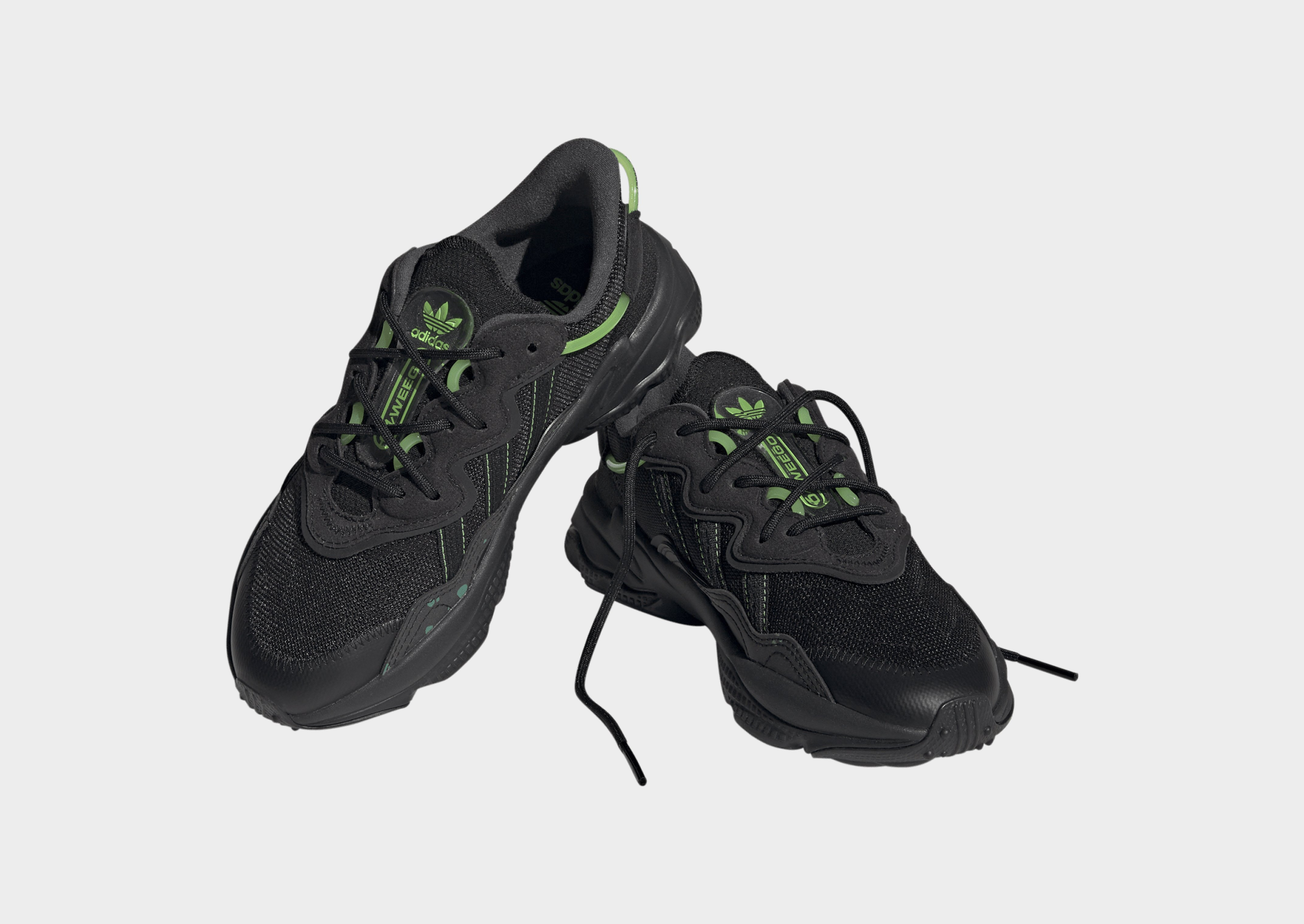 adidas Chaussure OZWEEGO