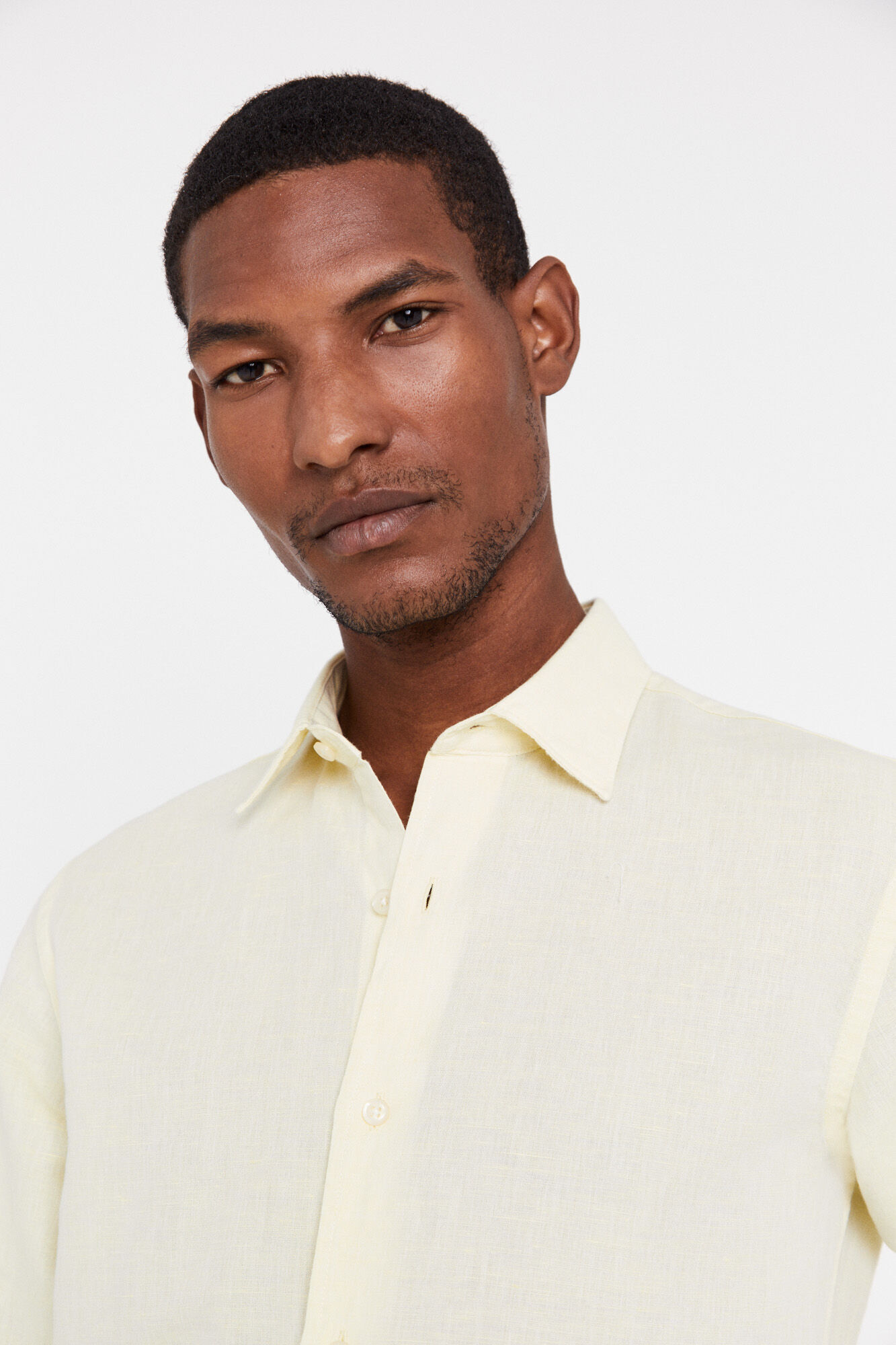Camisa lisa de linho e algodão - Amarela