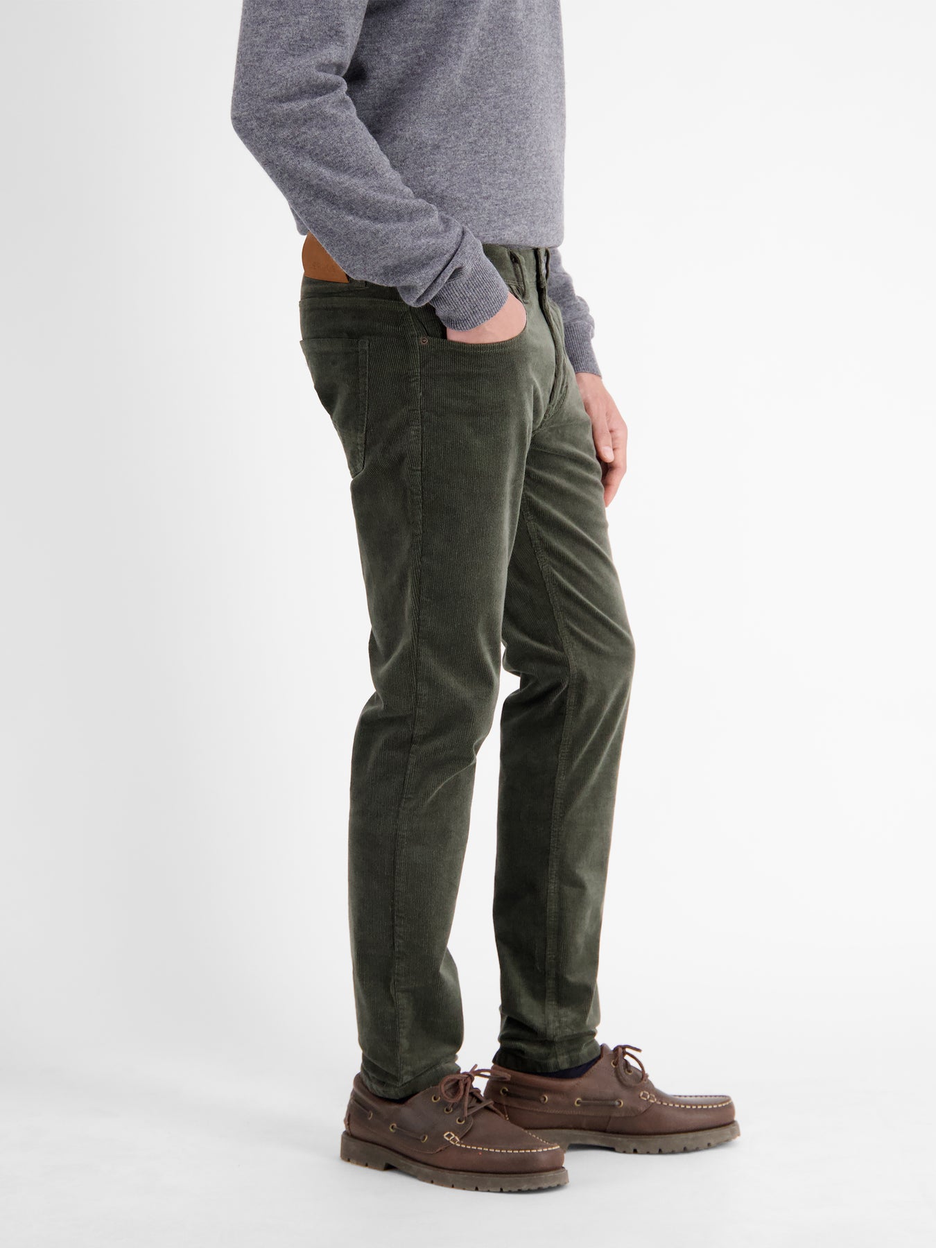 Cordhose, SLIM FIT, modisch und lässig