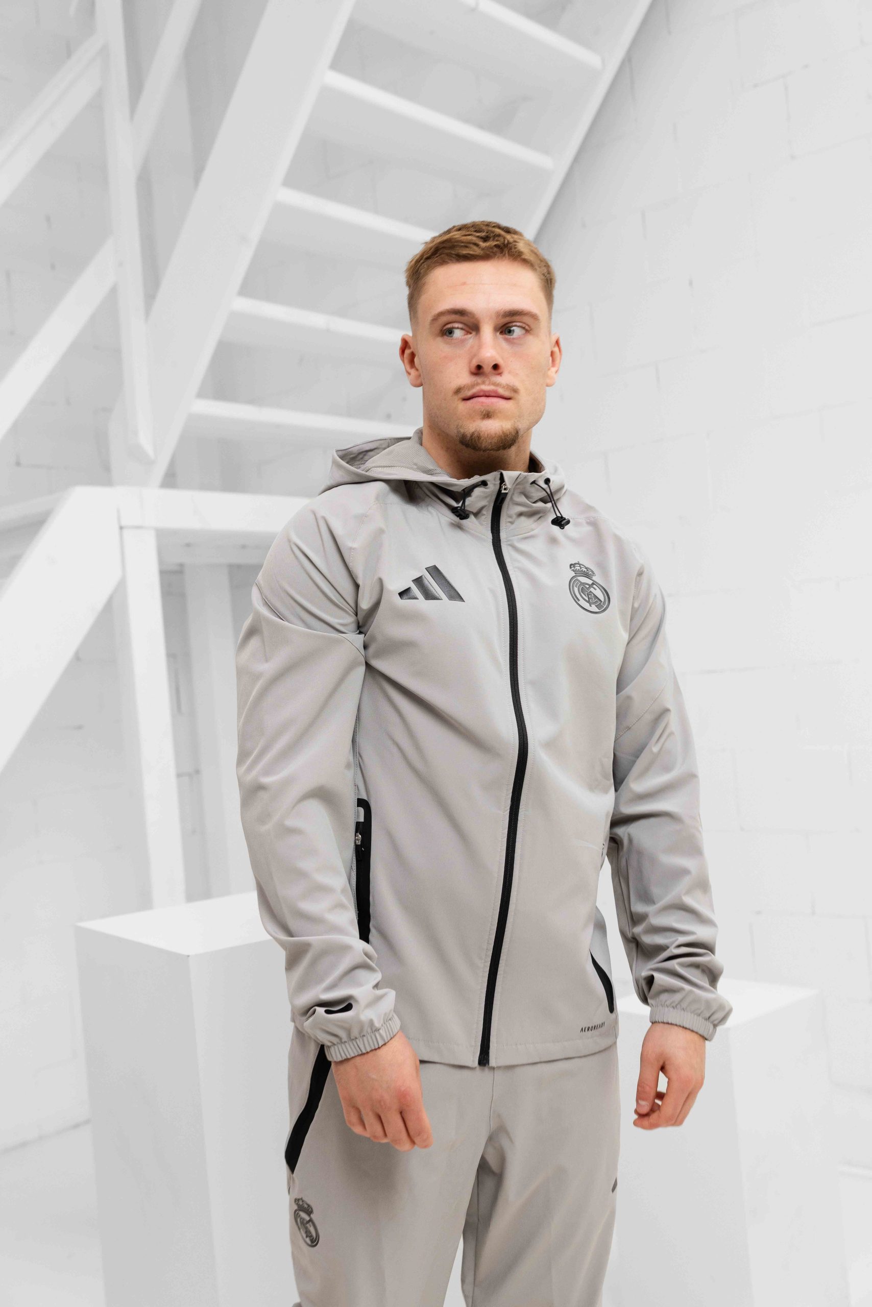 Real Madrid Vis Tech Trainingsjack Senior Grijs