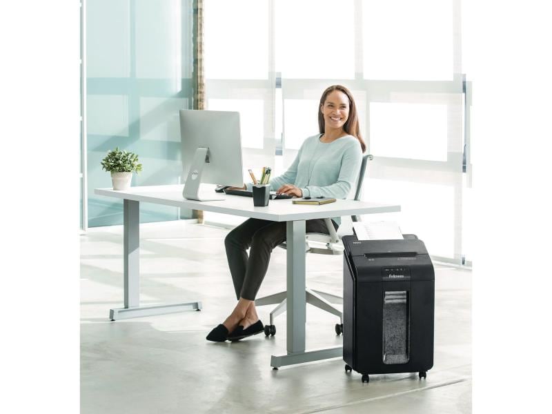 Fellowes Aktenvernichter AutoMax 100M P-4, 100 Seiten Aktenvernichter mit Mini-Partikelschnitt für Heimgebrauch oder kleines Büro