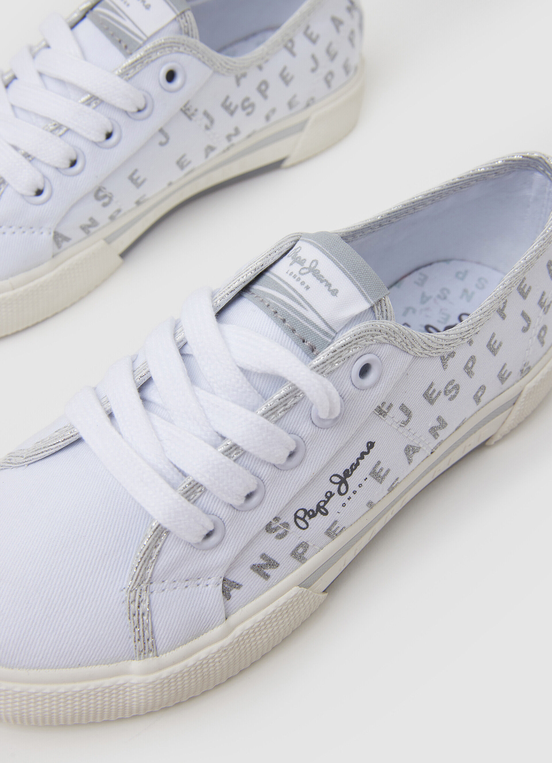 Tênis básico Brady Shine - branco