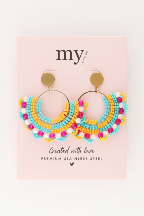 Half ronde statement oorhangers met multikleur kralen