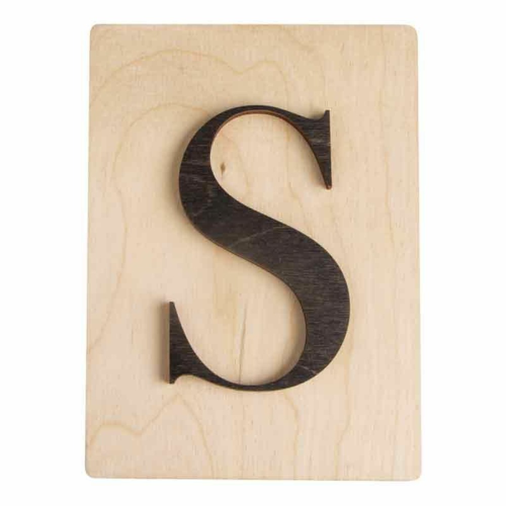 Lettre en bois 14,8 x 10,5 cm - s