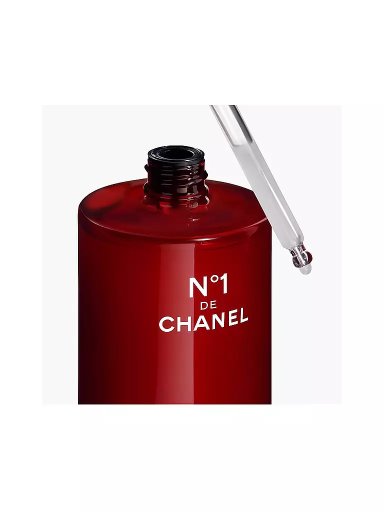 CHANEL GLÄTTET UND SCHENKT LEUCHTKRAFT – FÜR JÜNGER AUSSEHENDE HAUT PIPETTE 100ML keine Farbe