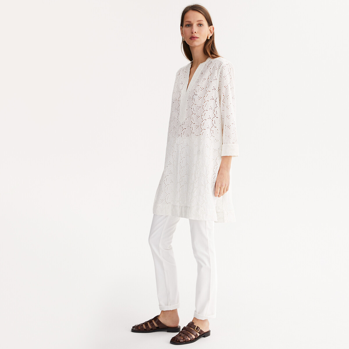 ANNE WEYBURN<br>Túnica bordada com gola tunisiana e mangas 3/4