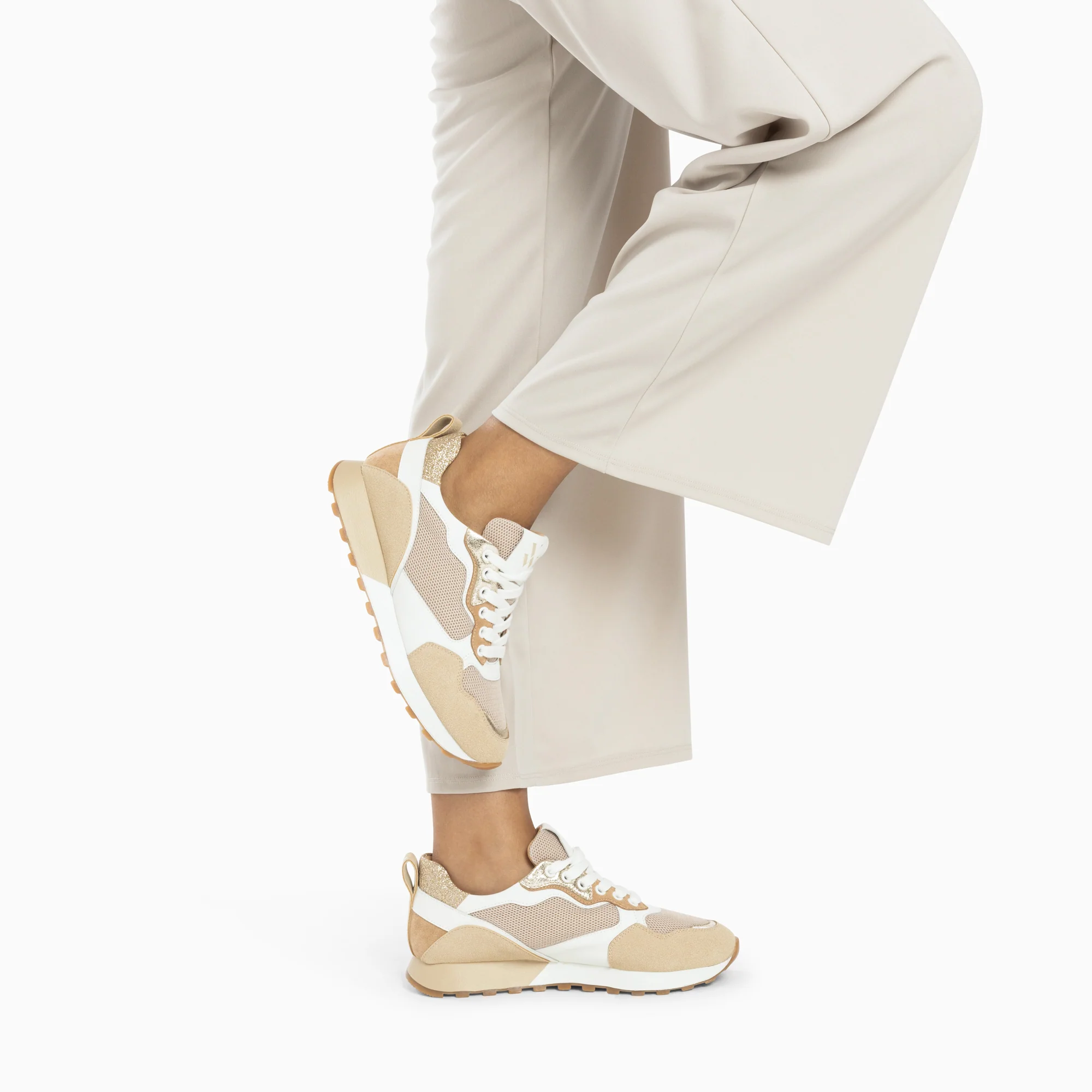 Sneakers-Baskets Margaux beige et or à semelle running