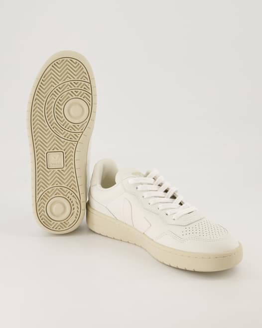 Veja V_90 O.T. Leather Sneaker in Weiß