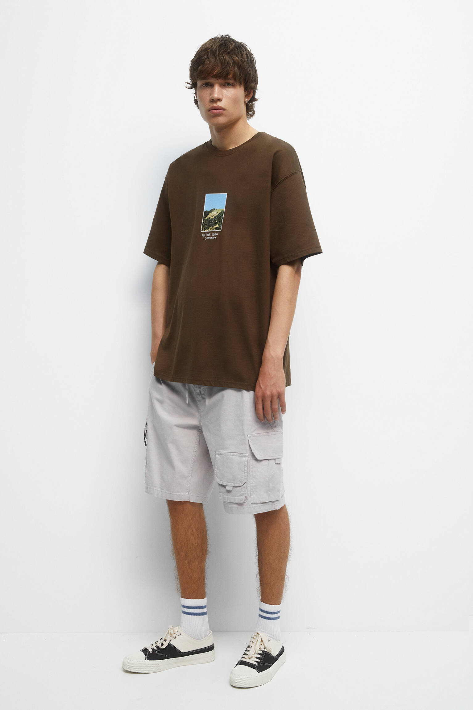 CAMISETA STWD COM ESTAMPA MARROM - CHOCOLATE