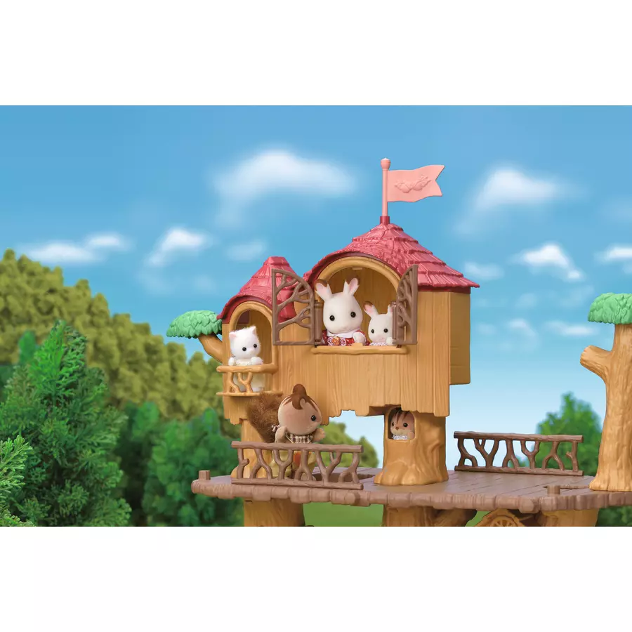 Sylvanian Families® Abenteuer Baumhaus mit Camping Ausrüstung Geschenkset