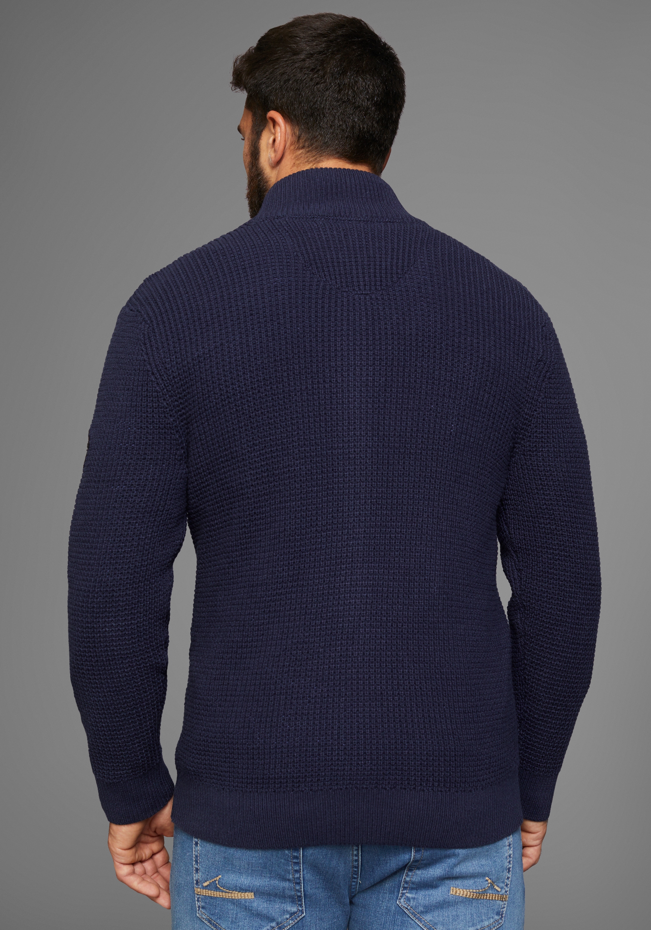 DELMAO Strickjacke »Bis Grösse 3XL« mit Wabenstruktur