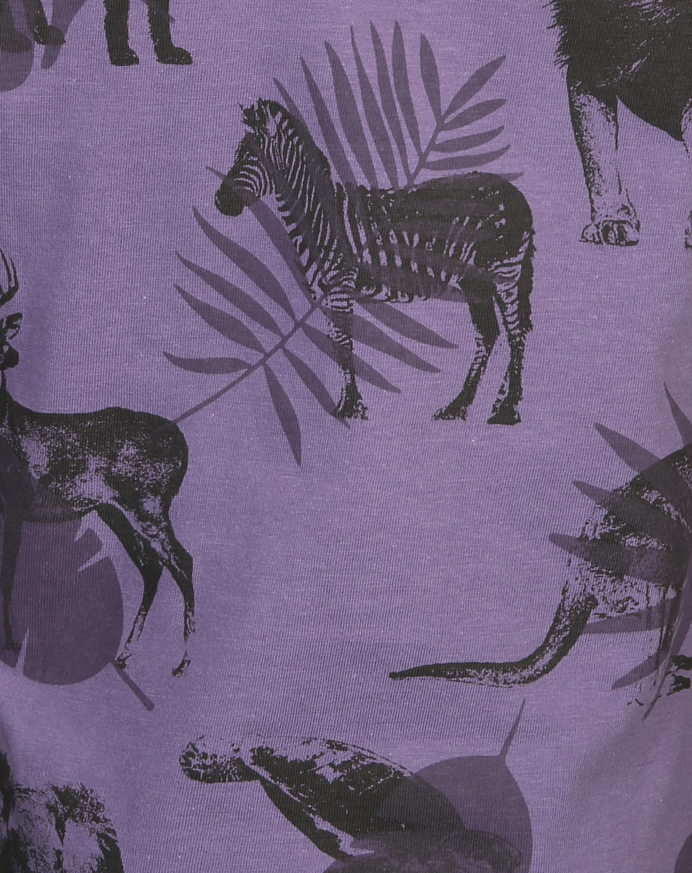 T-Shirt BE KIND TO NATURE in lila