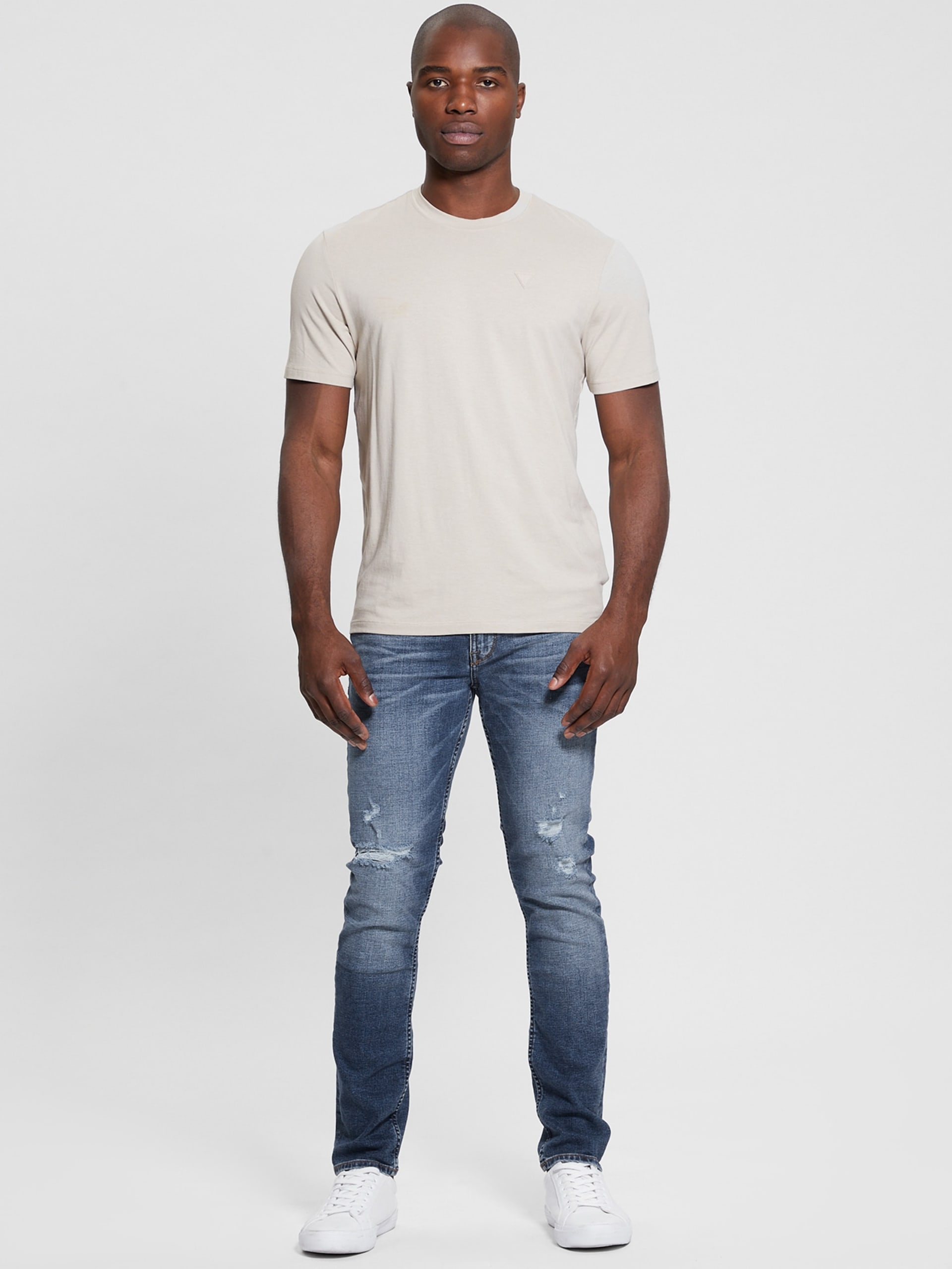 Calça jeans Finnley com efeito desgastado e corte afunilado