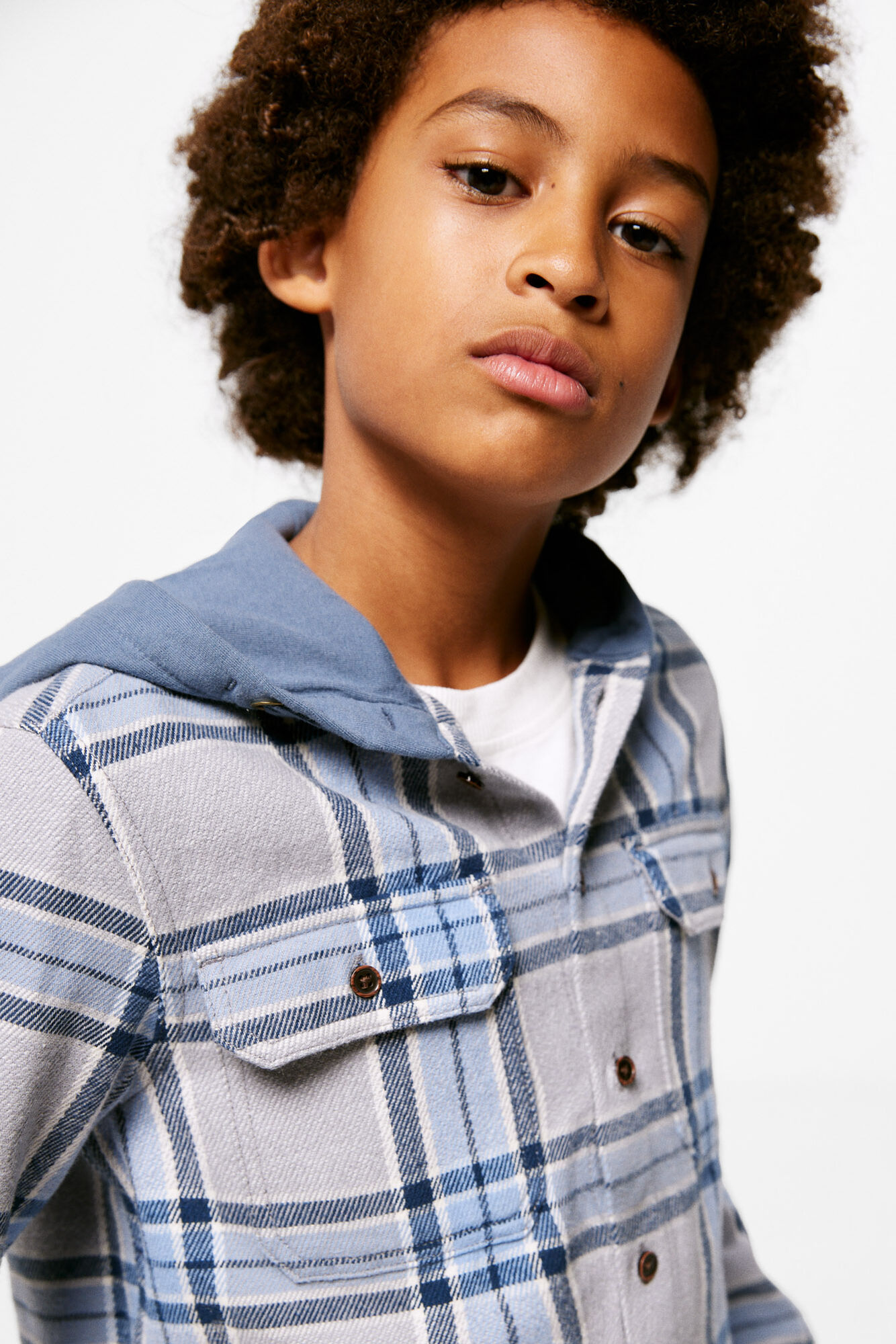 Camisa xadrez com capuz para menino