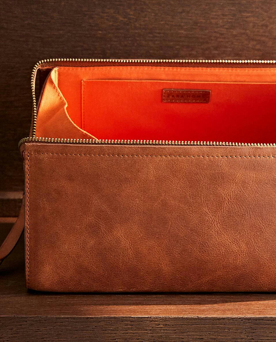 NECESSAIRE GRANDE DE COURO RÍGIDO