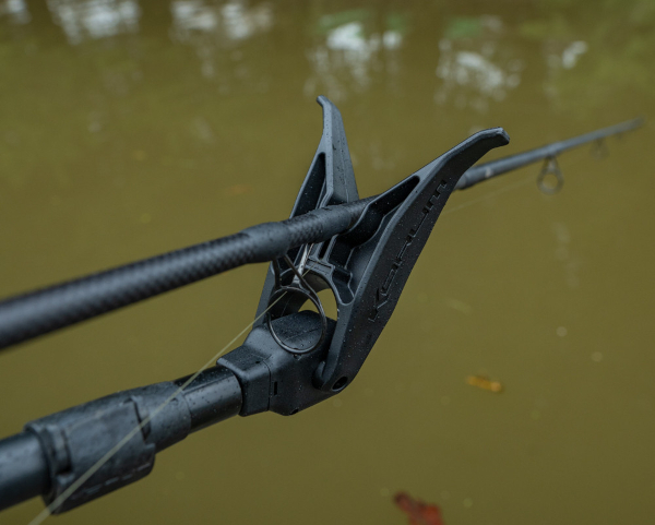 Korum Angle Tilt Y Rest