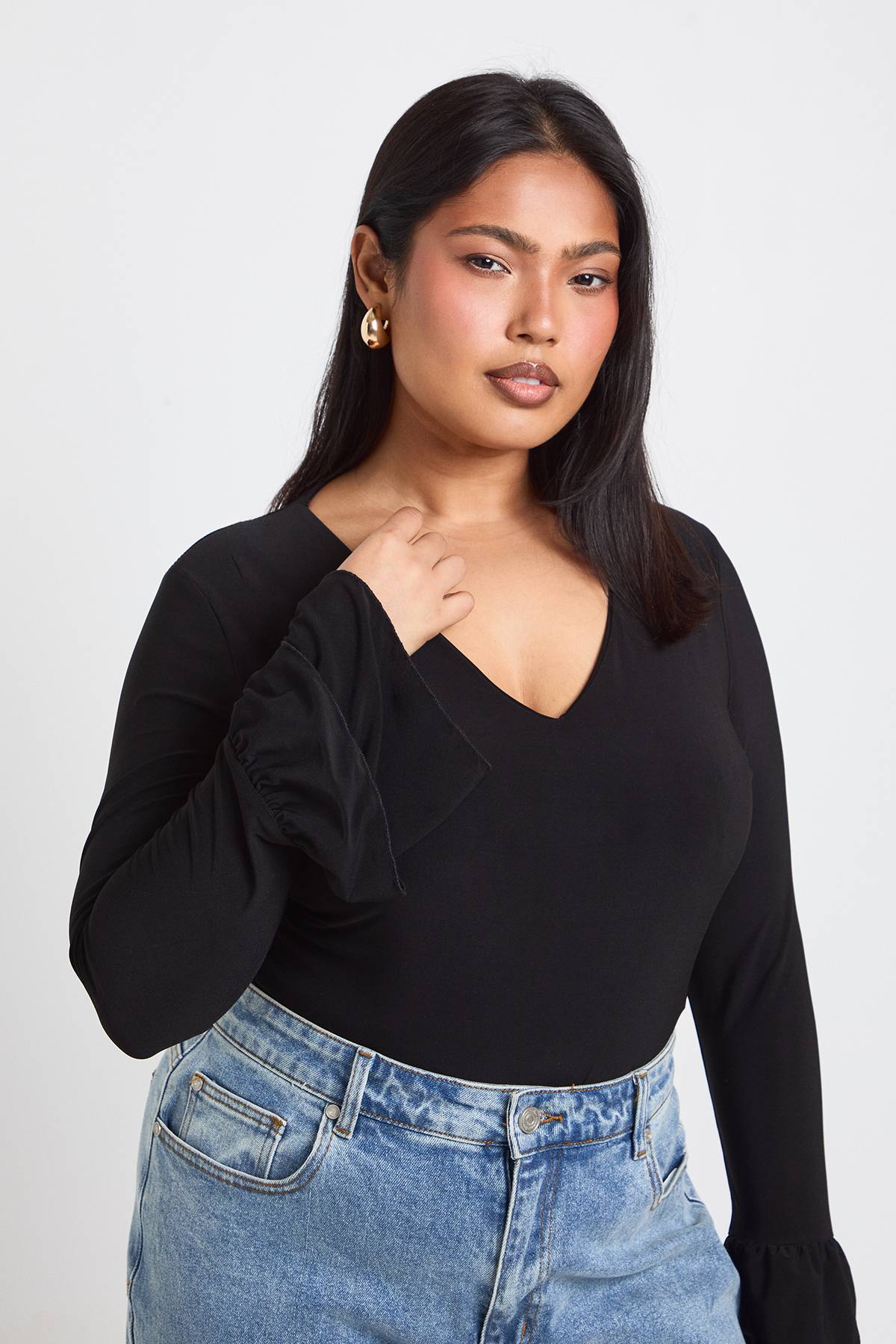 boohoo Body Grande Taille À Manches Longues Avec Poignets À Volants