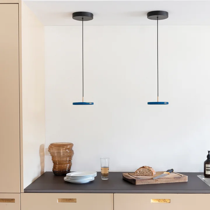 Umage - Asteria Mini LED-Pendelleuchte, schwarz / safrangelb