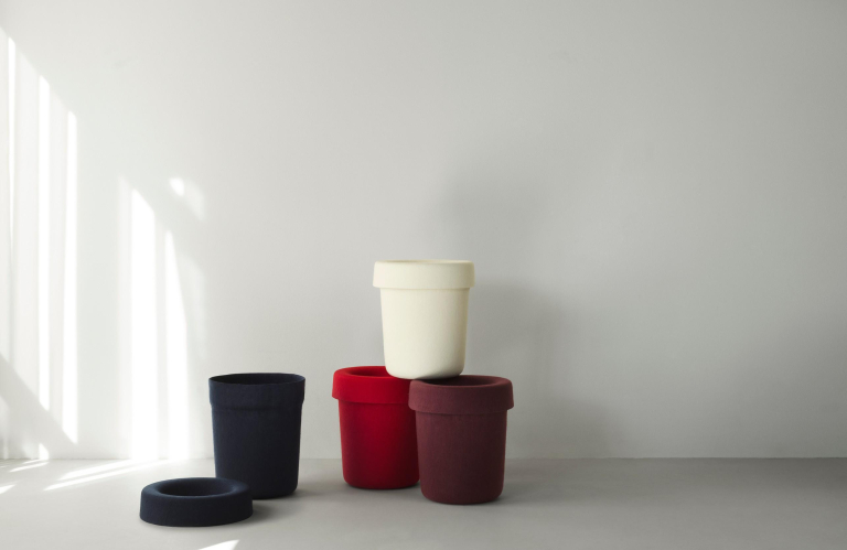 Normann Copenhagen Hide Office prullenbak Off Cream
