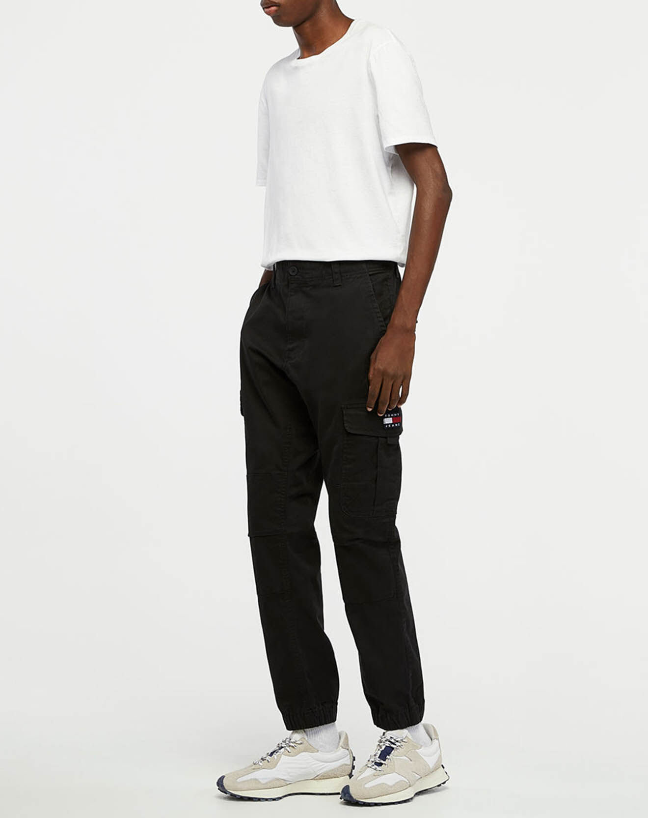 Tommy Jeans Pantalon cargo ajusté Ethan twill noir
