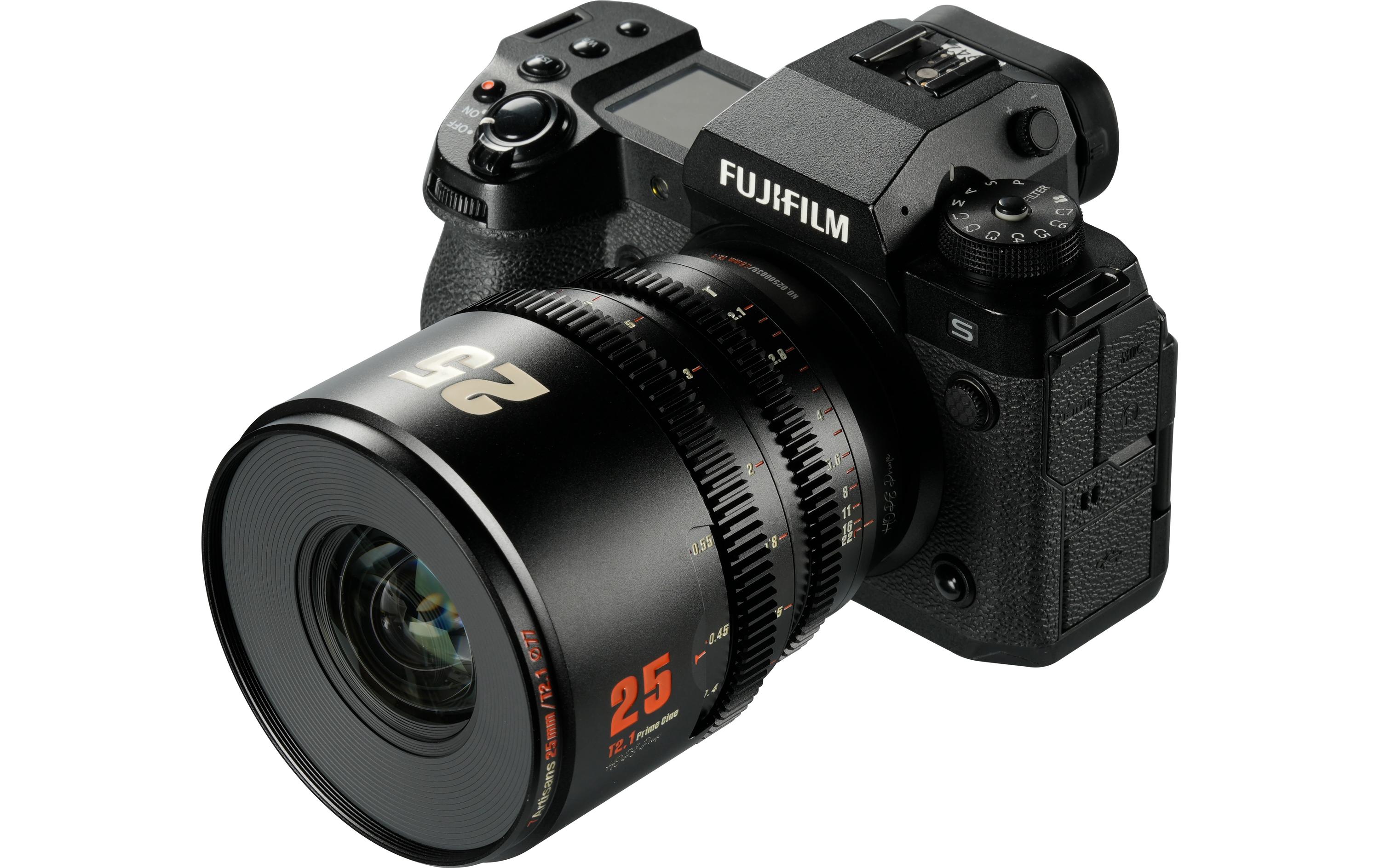 Festbrennweite 25mm T/2.1 – Fujifilm X-Mount<br>Kompaktes, leichtes Objektiv für Kameras mit Super35-Sensoren