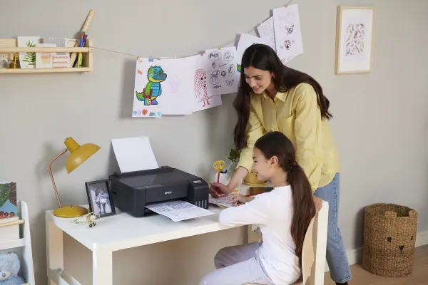 Epson L1210 - Printer - farve - blækprinter - A4/Legal - 5760 x 1440 dpi - op til 10 spm (mono) / op til 5 spm (farve) - kapacitet: 100 ark - USB - sort