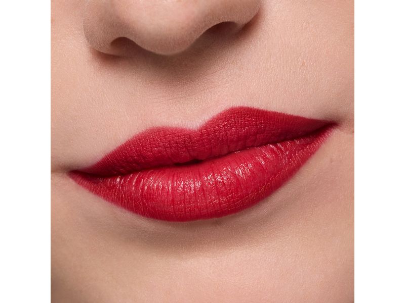 essence Lip Liner 8h Matte Comfort 18 Cherry On Top Langanhaltender Lipliner in einem dunklen, kirschroten Farbton für perfekte Lippenkonturen