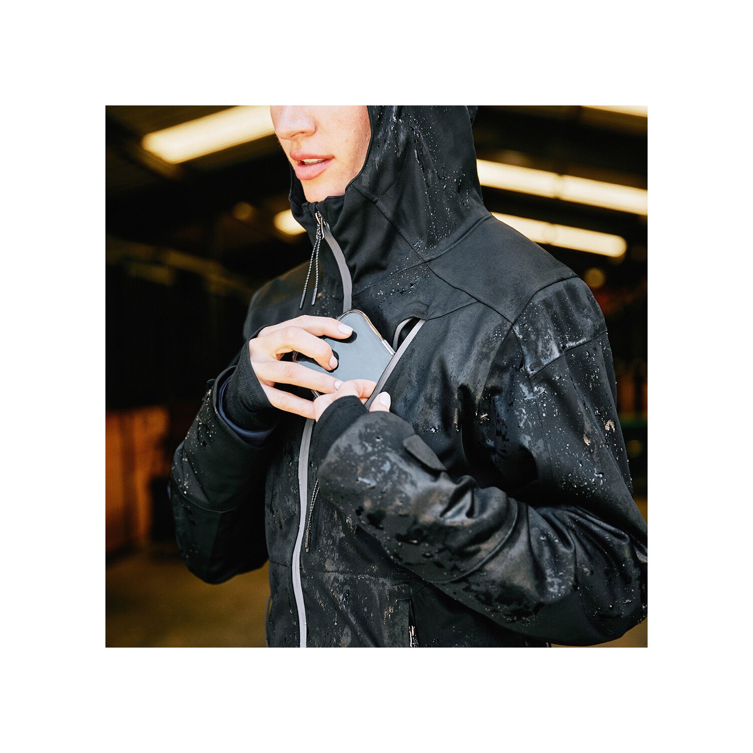 ARIAT Jacke Venture Waterproof - black