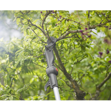 Gardena 18V telescopische takkenschaar 3,6m (P4A) Incl. 2.0Ah accu + lader
