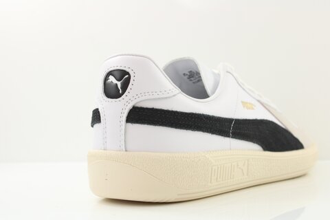 PUMA Sneaker