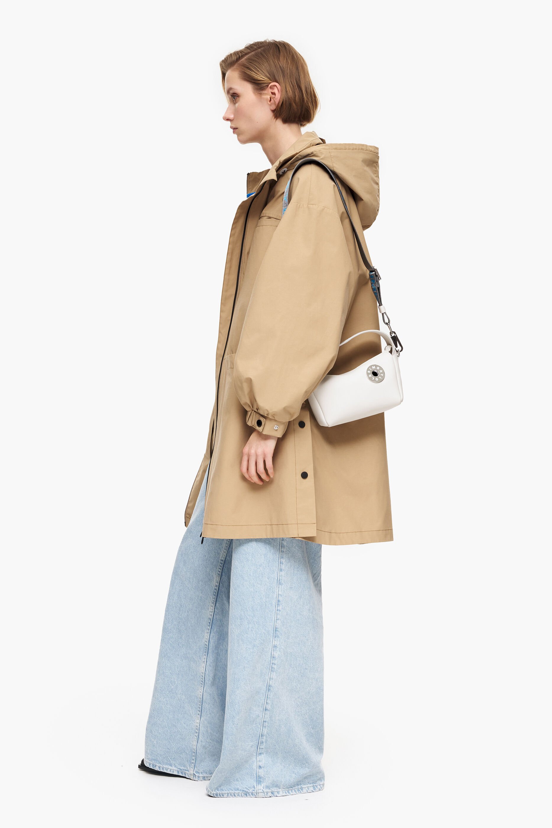Bolsa hobo de couro branco tamanho P