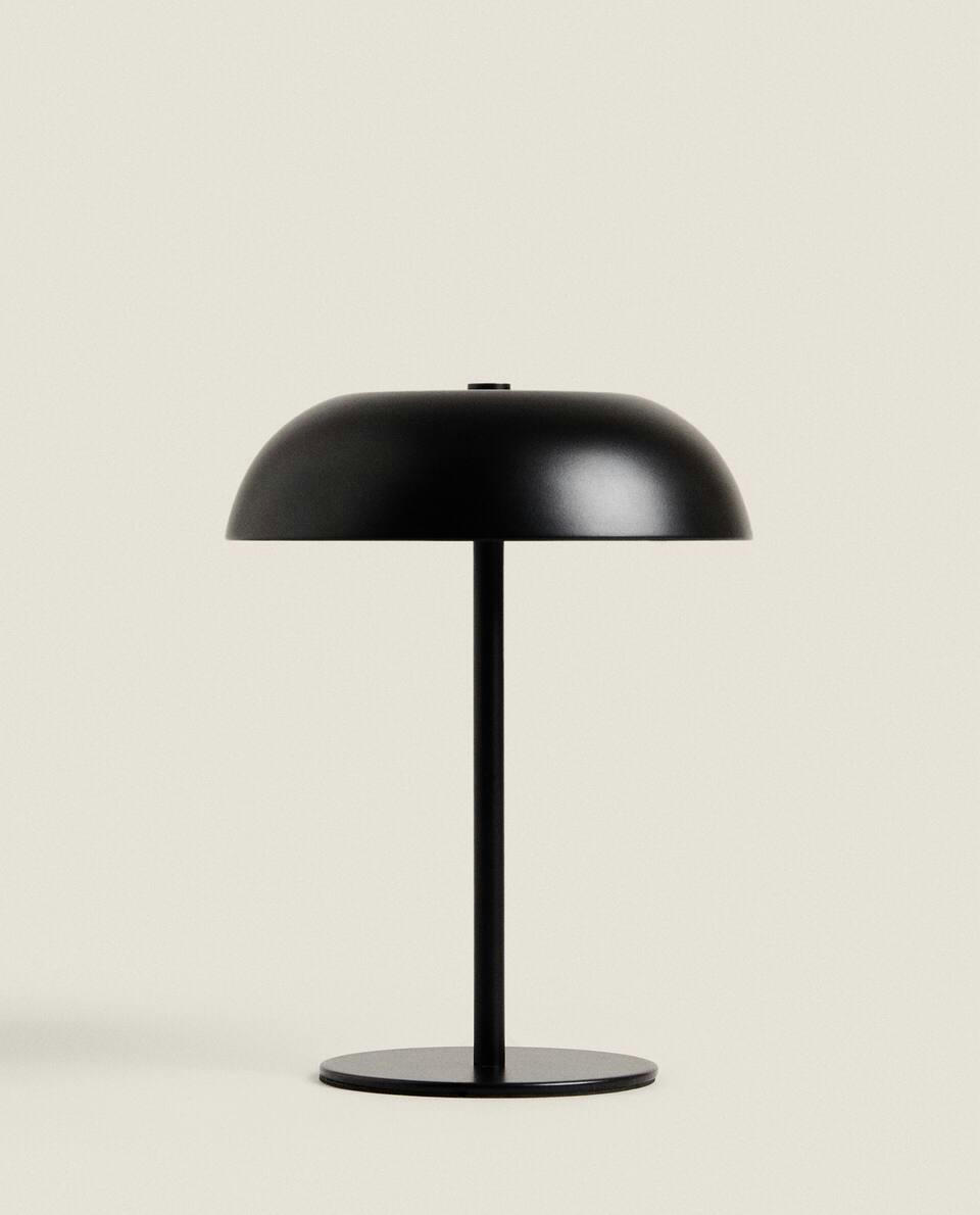 LUMINÁRIA MONOCROMÁTICA COM SENSIBILIDADE AO TOQUE