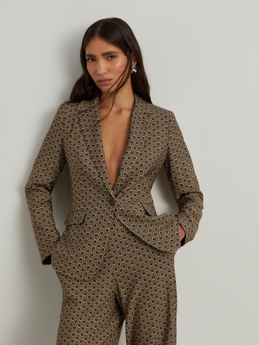 Blazer estampado com bolsos