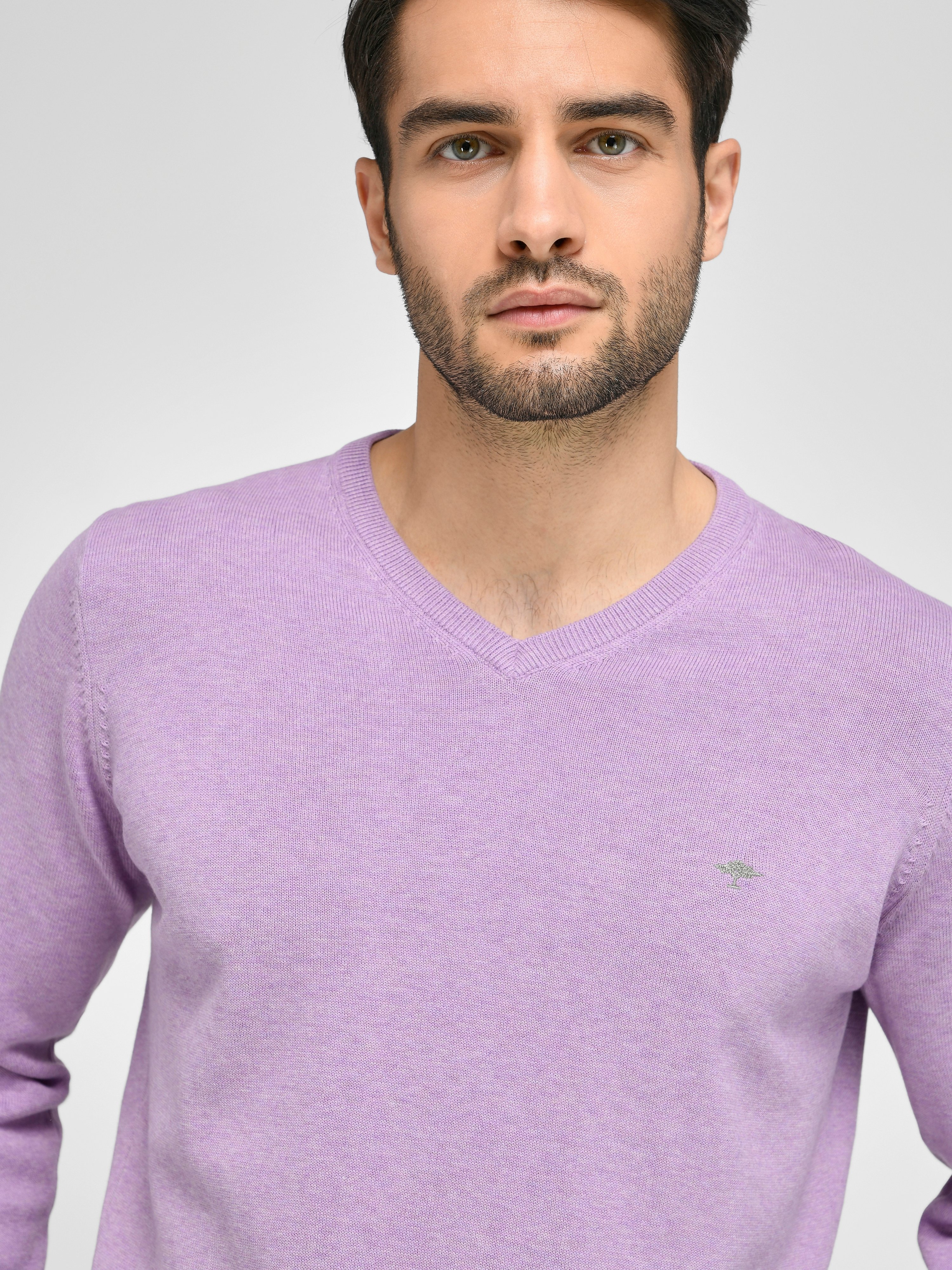 V-Pullover