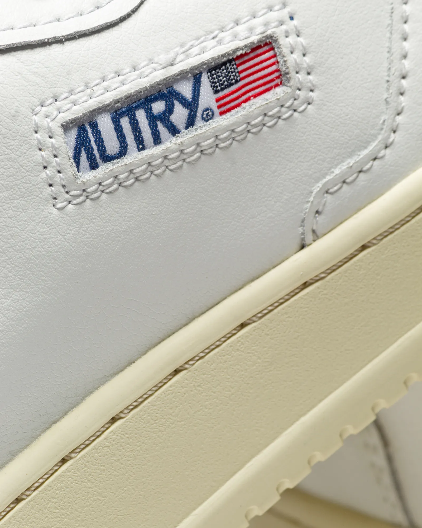 Autry Action Shoes WMNS Autry 01 Low