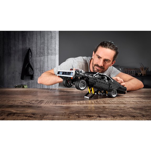 La Dodge Charger de Dom LEGO TECHNIC 42111